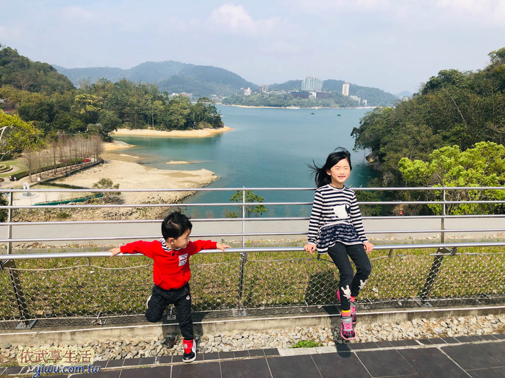 向山遊客中心二樓