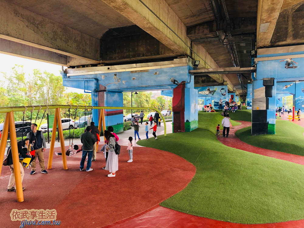 桃園國2橋下兒童冒險公園