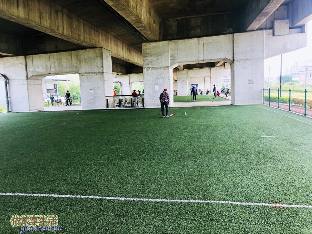 桃園國2橋下兒童冒險公園槌球場