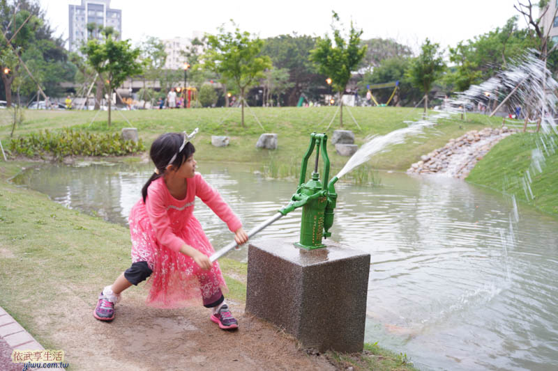 新竹綠光公園復古式汲水器