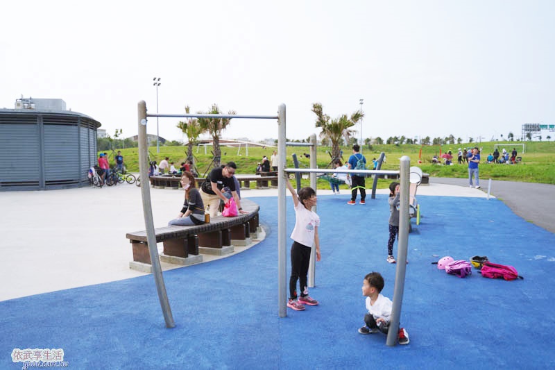 南寮運動公園單槓