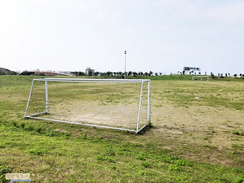 南寮運動公園足球場