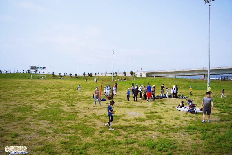 南寮運動公園足球場