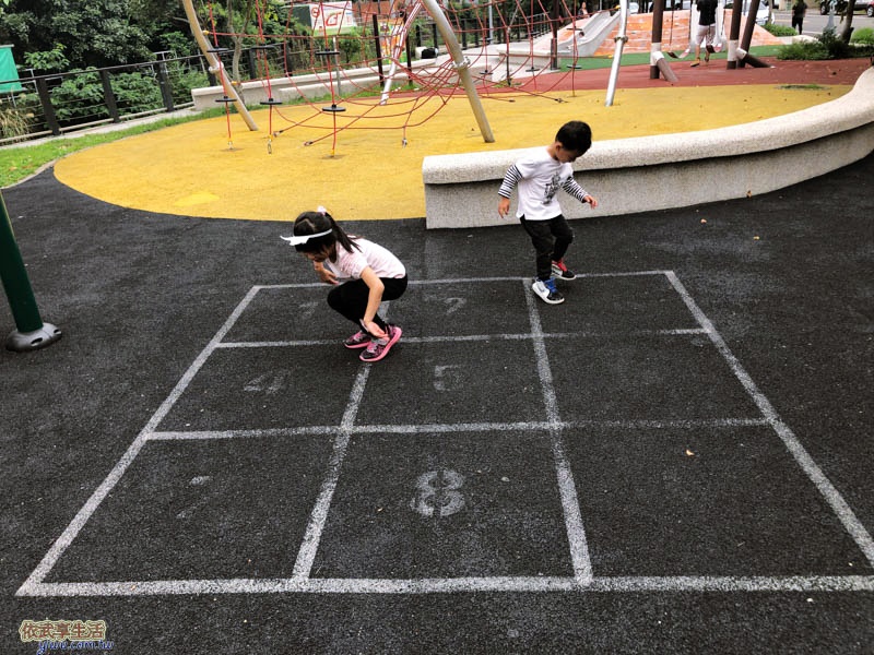 新竹竹東中正公園(兒童公園)九宮格