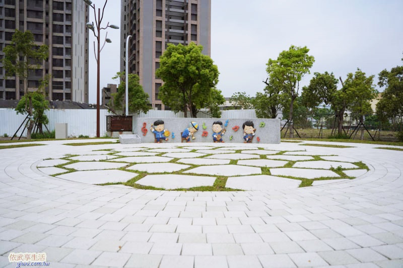 新竹竹東台泥公園藝術花廊