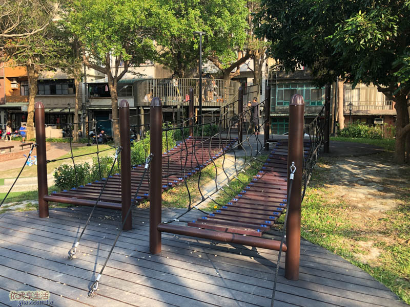 長和公園吊橋
