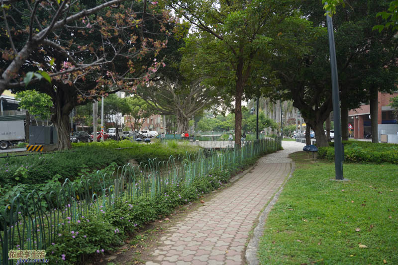 隆恩圳親水公園步道
