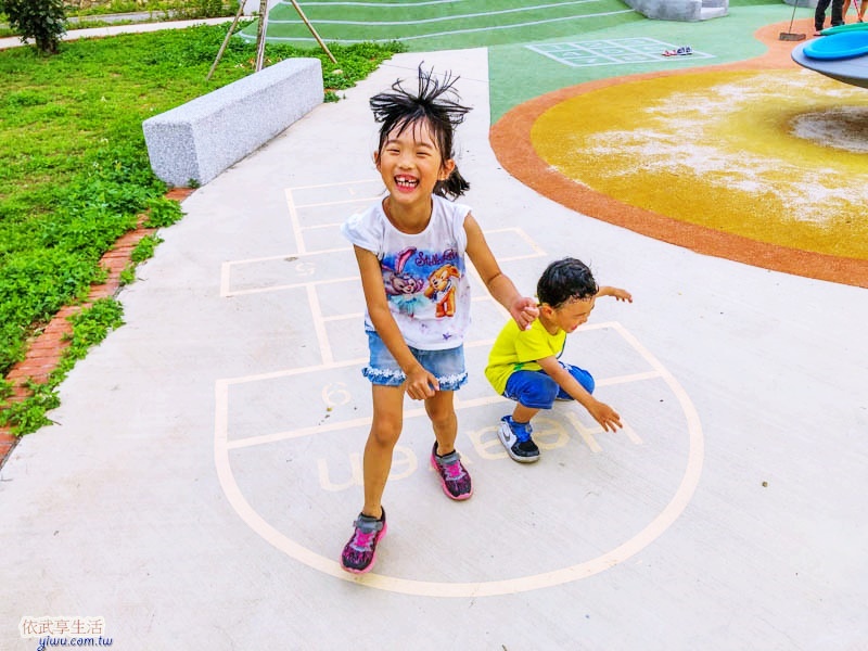 新豐埔和公園跳格子
