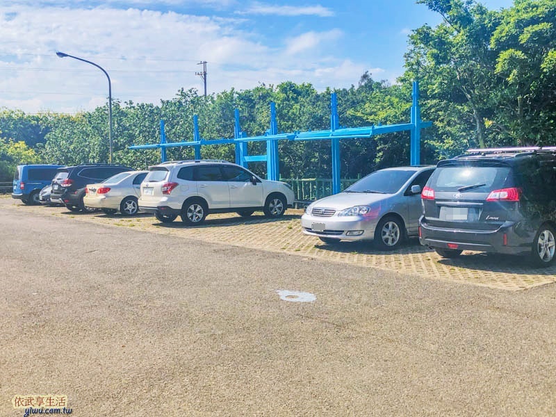 新月沙灣停車場