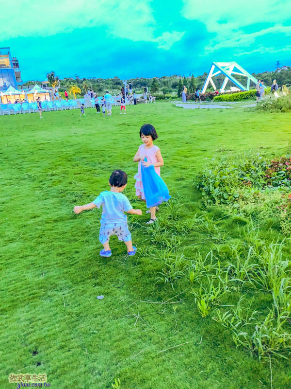 夏季三角景觀咖啡廳