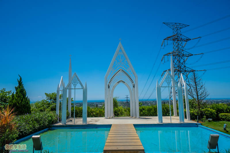 夏季三角景觀咖啡廳水上教堂