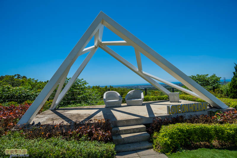 夏季三角景觀咖啡廳