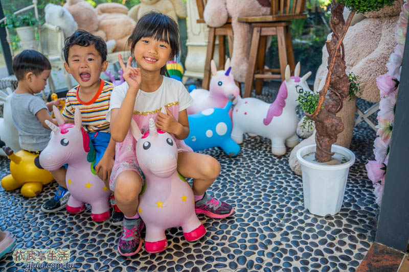 愛家農場室內遊戲區