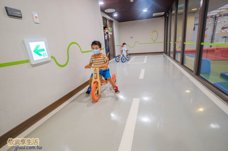 香山親子館兒童滑步車道