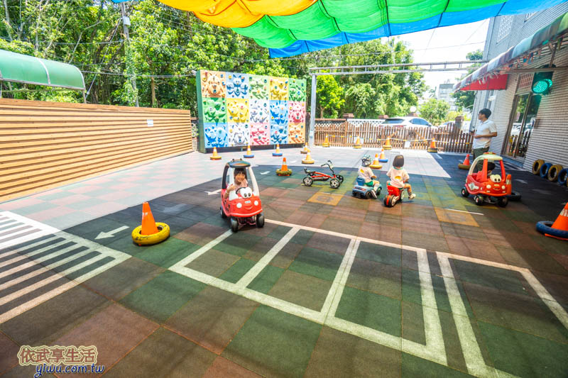 新竹湖口大房子親子餐廳樂園