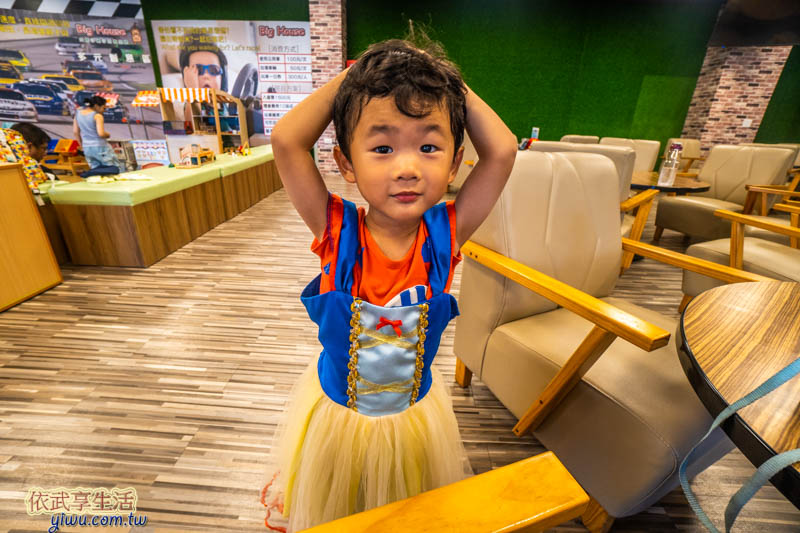 新竹湖口大房子親子餐廳樂園