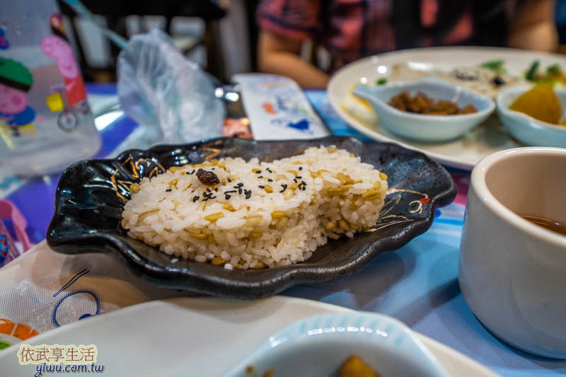 海岸風情餐點