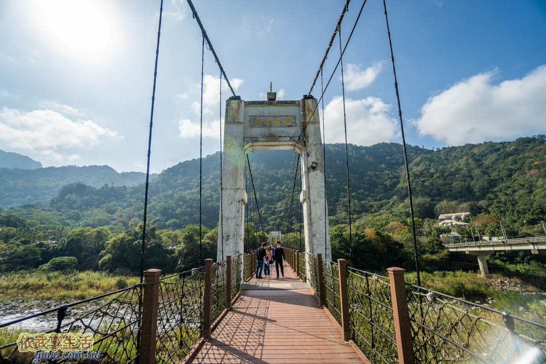 內灣老街內灣吊橋