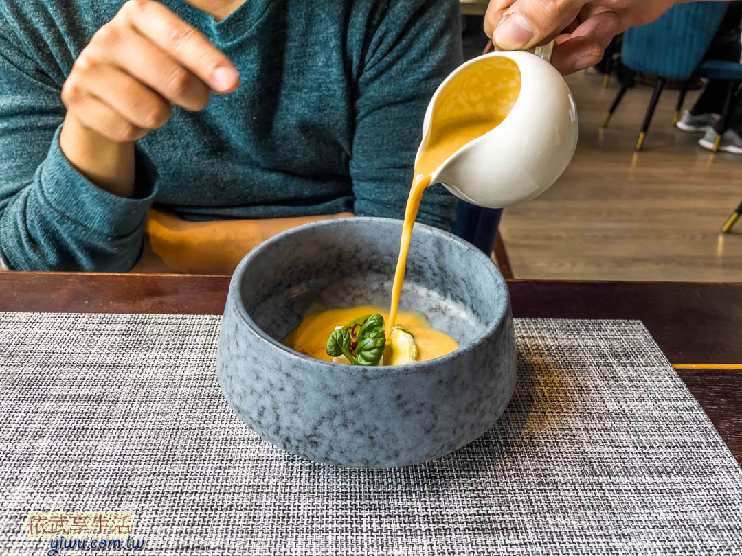 新竹牛排藍佐牛排館