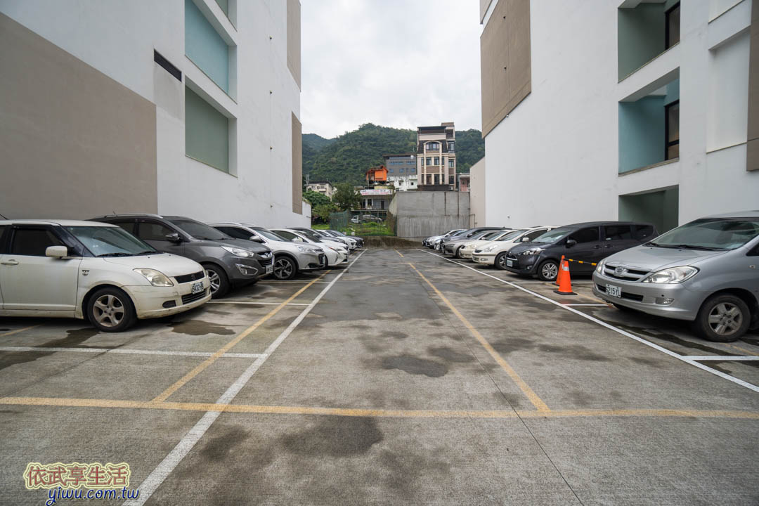 品文旅停車