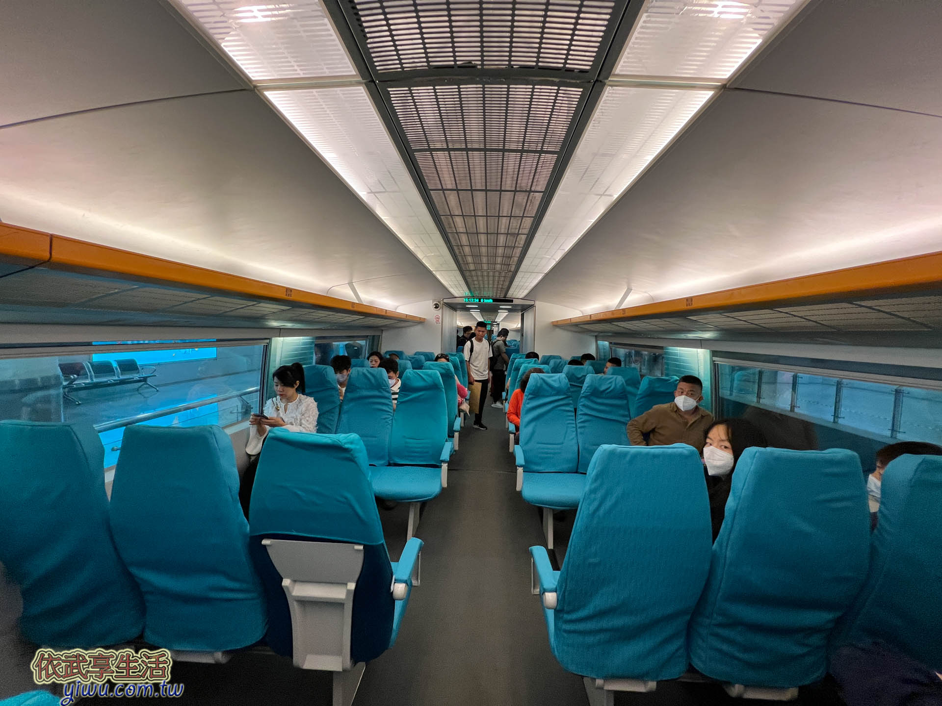 上海磁浮列車怎麼搭、浦東機場7分鐘進市區、票價、時刻表、交通選擇大比拚
