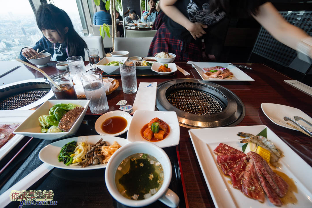 晴空塔美食