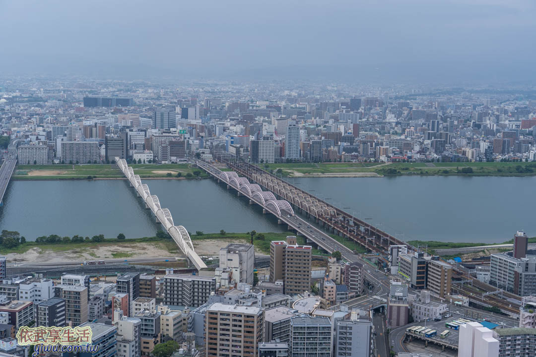 梅田藍天大廈