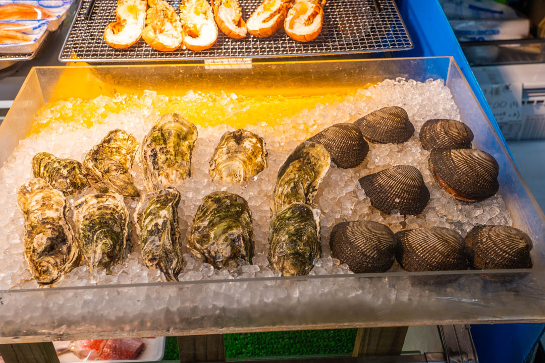 泊港魚市場