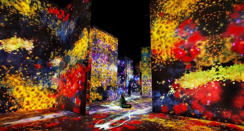 麻布台之丘teamlab