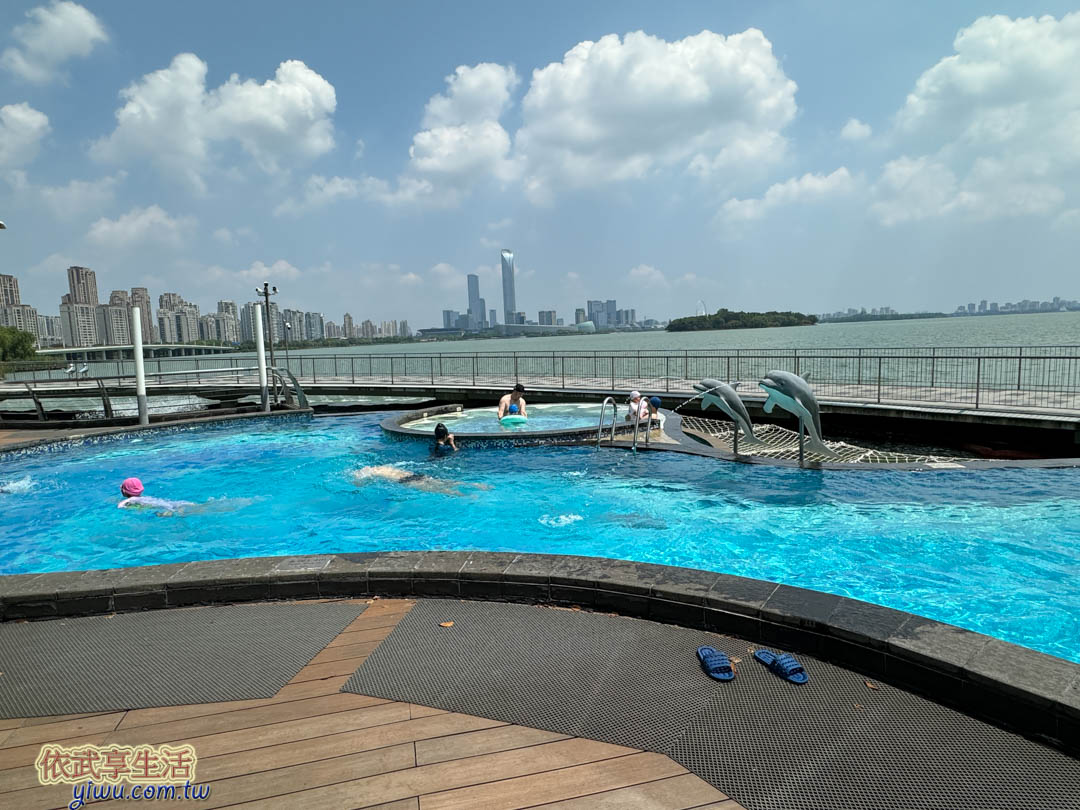 蘇州金雞湖