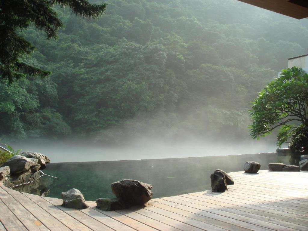 溫泉湯屋