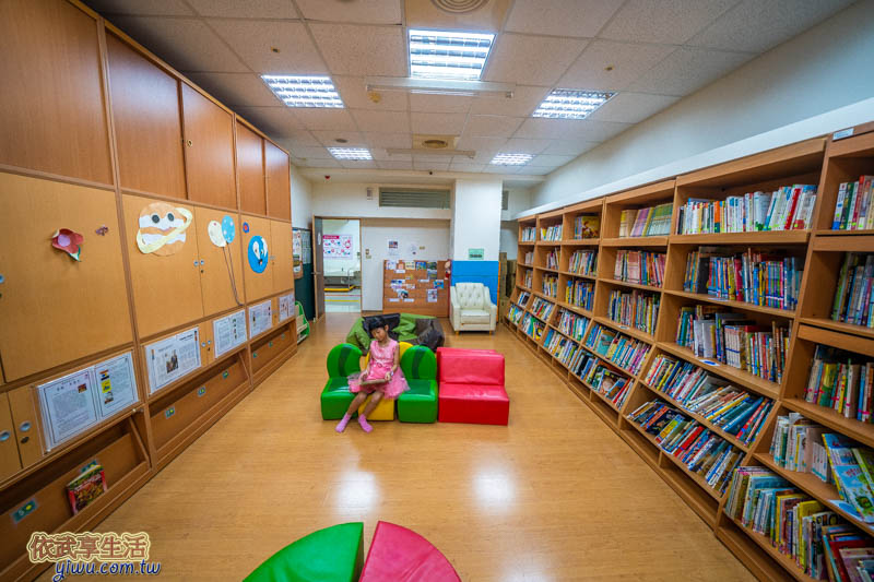 新竹市東區親子館閱覽室
