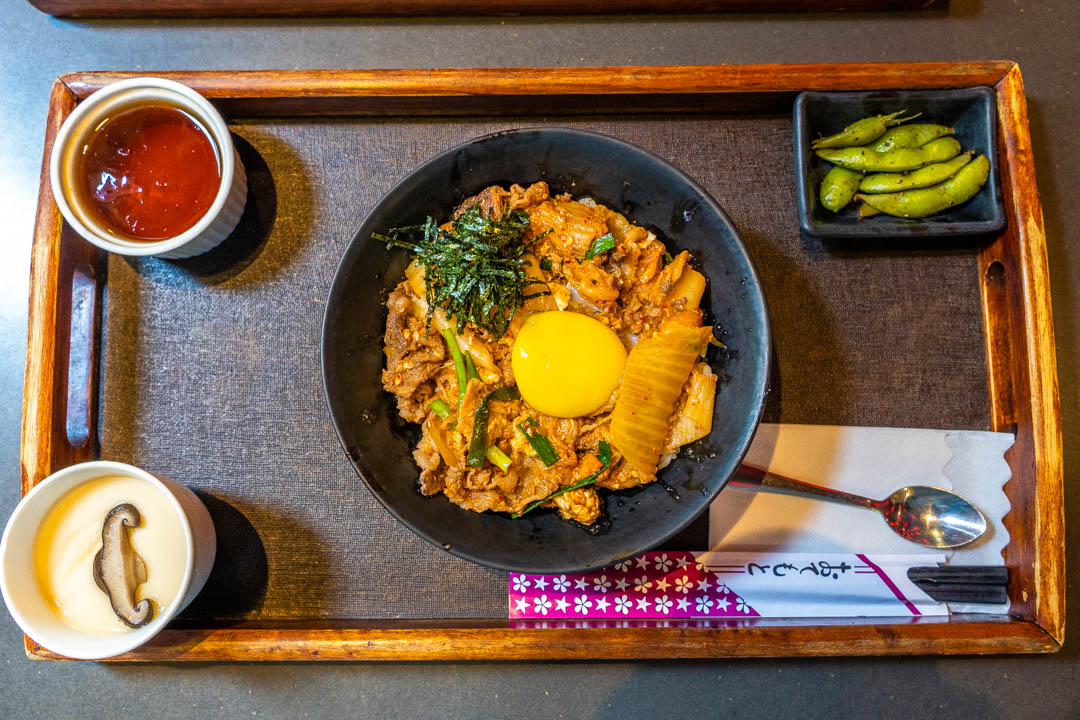 丼飯店餐點