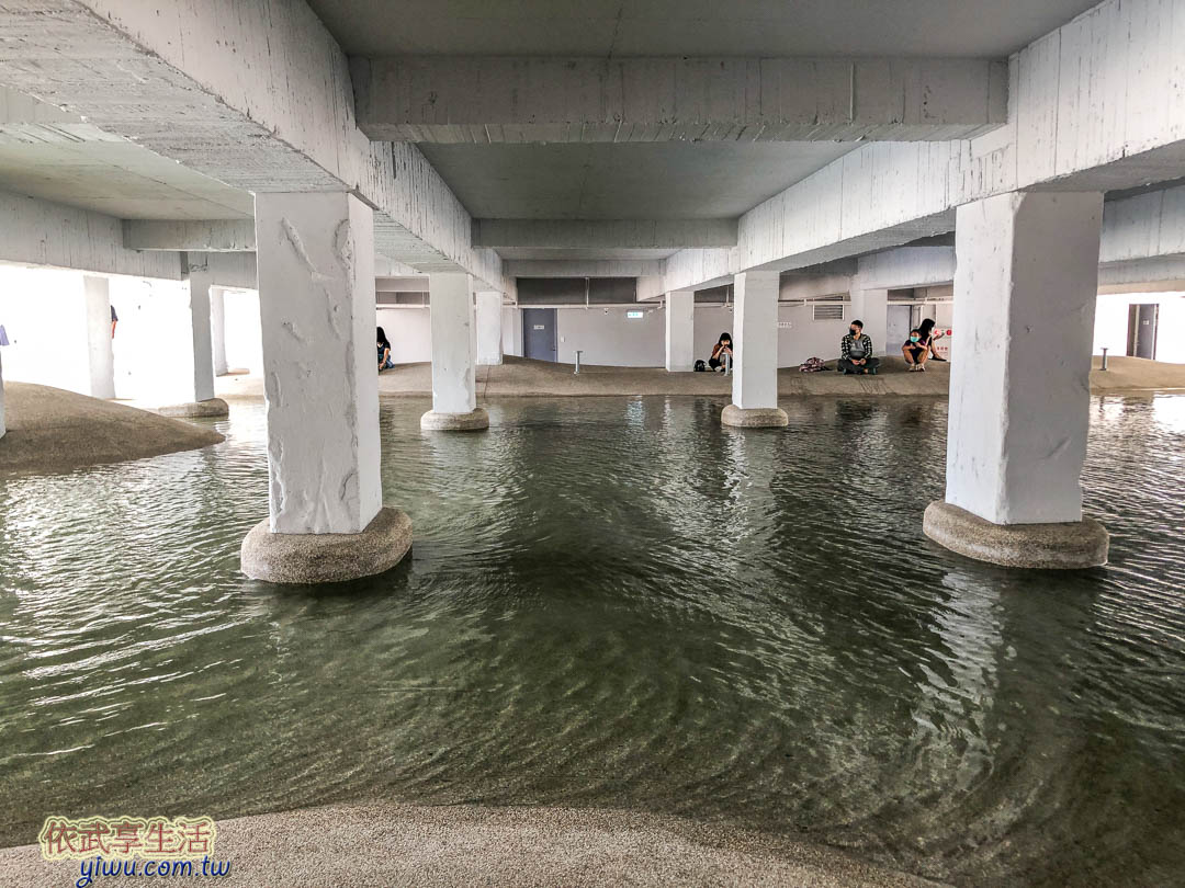 河樂廣場