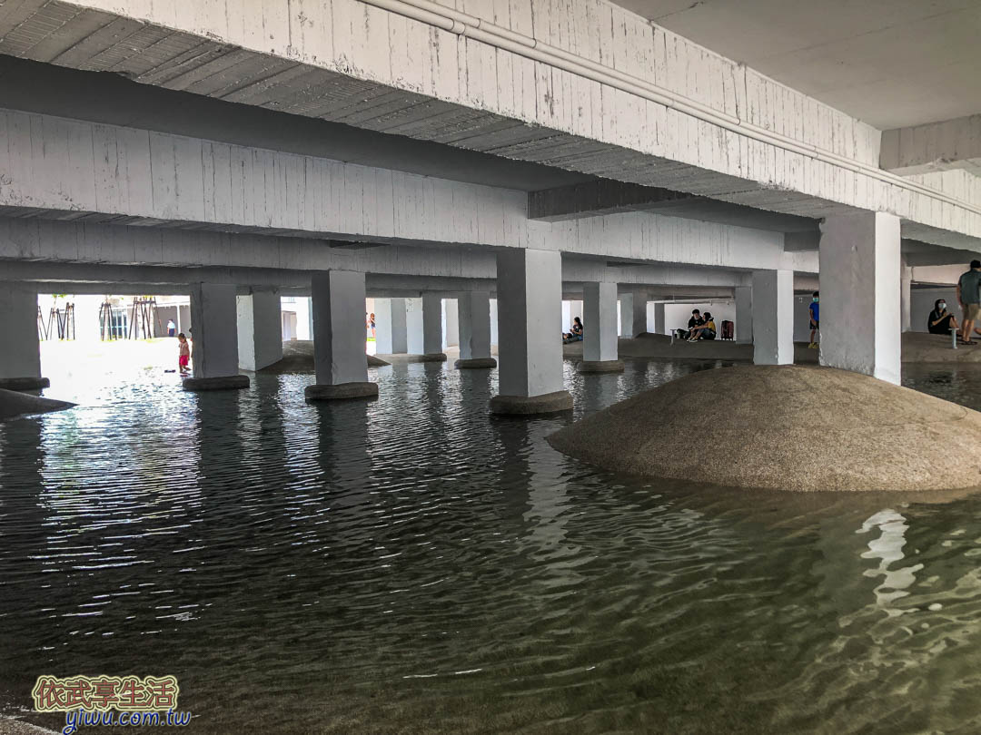 河樂廣場