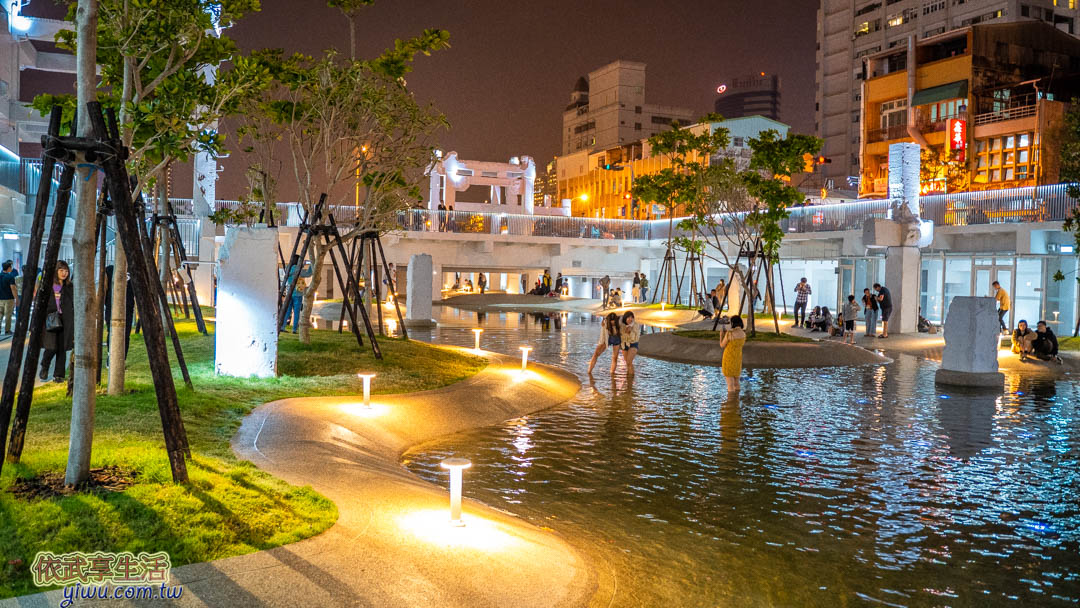 河樂廣場