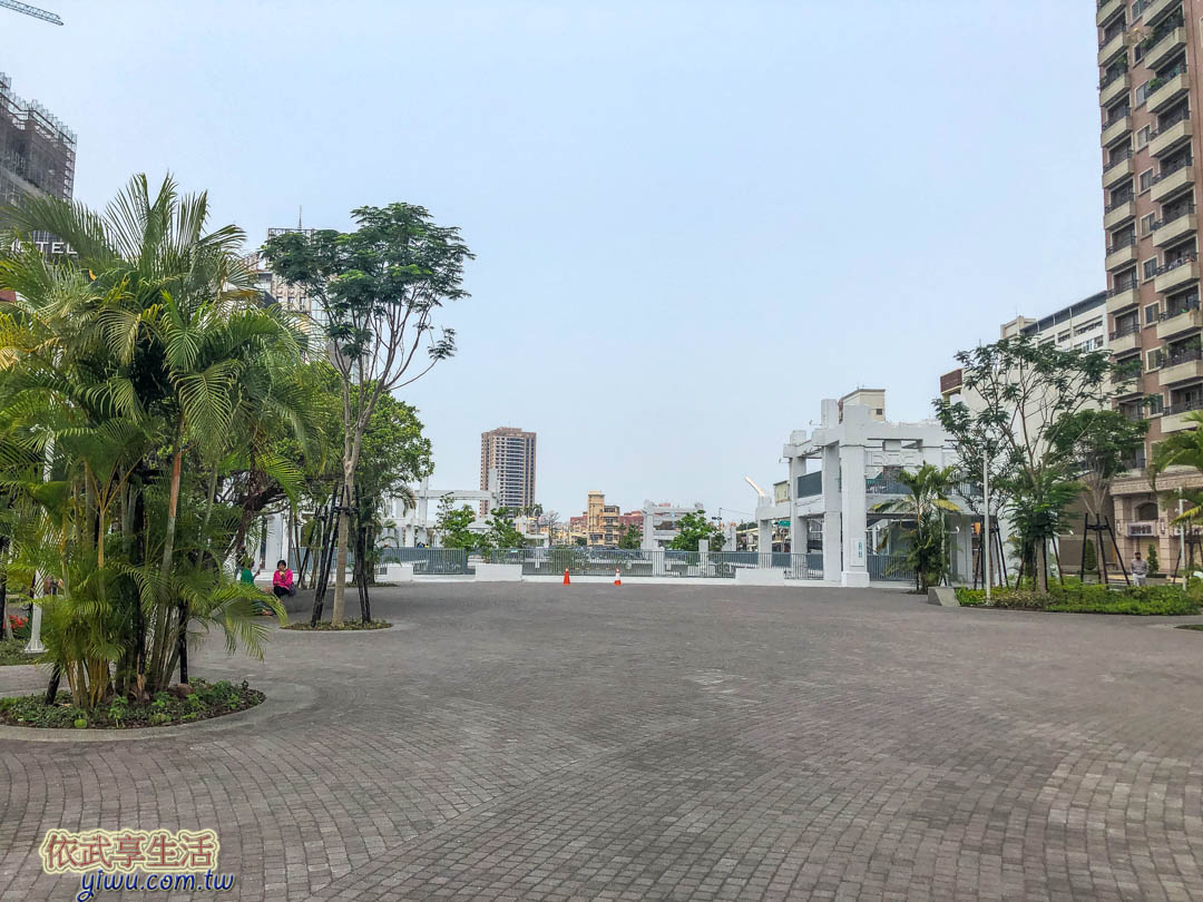 河樂廣場