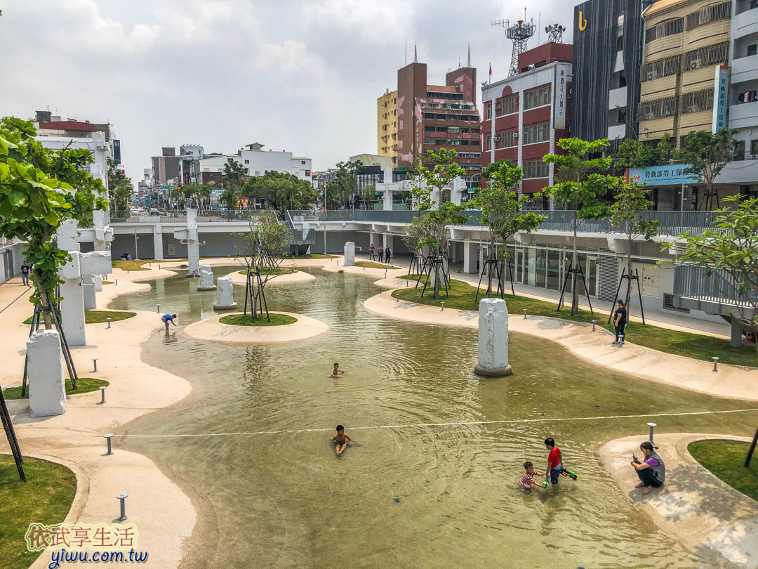 河樂廣場
