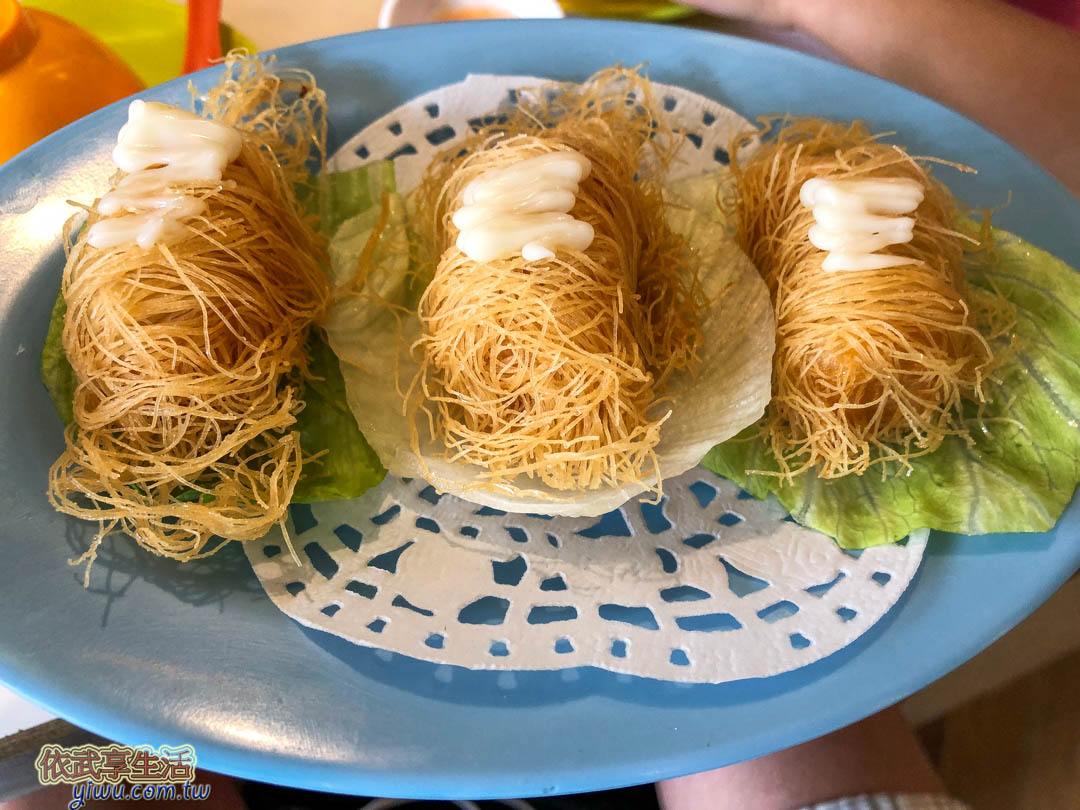 台南鑫華茶餐廳龍鬚捲